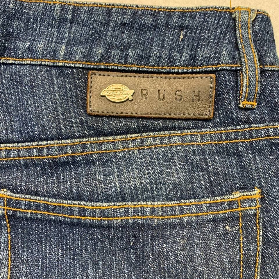Dickies Rush Straight cut (Category: Jeans) located in Mandaluyong City. Submitted by theroom501 (Listing ID 1466458811, Image 3). Description: Dickies Rush Straight cut Style Code: RUSH Size on Tag: 33 Color: Blue Condition: Good pre-owned condition with a heavily distressed vintage look. Flaws/Issues: Altered and need wash Flat Lay Measurements: Pit to Pit: 34 inches Length: 36.5 inches Leegopening Length: 7.5 inches Price:1,000.