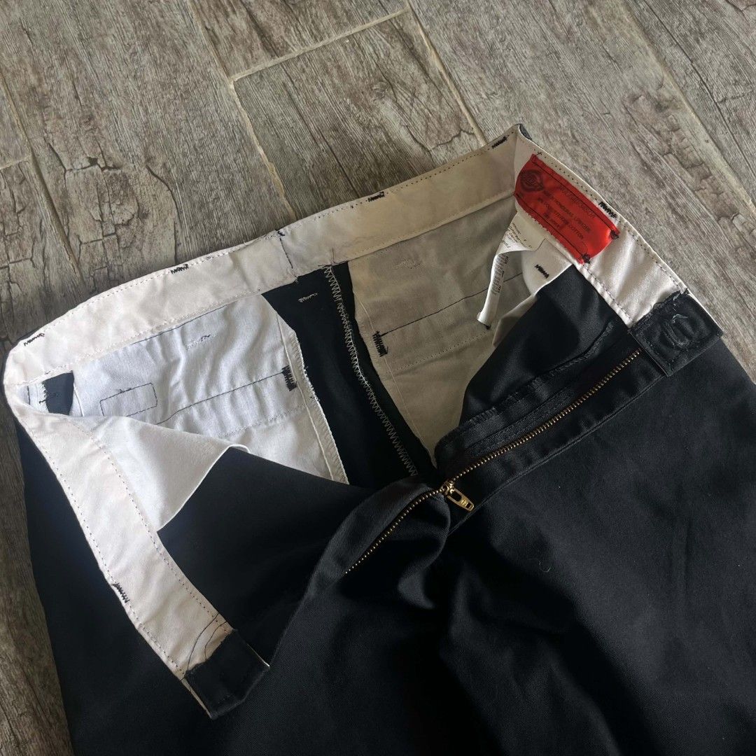 Dickies Straight Pants (874) (Category: Trousers) located in Manila. Submitted by spo0ky.archives (Listing ID 1466492700, Image 2). Description: waist: 32-34 tigh: 12 inseam: 28 length: 39 hem: 9.5.