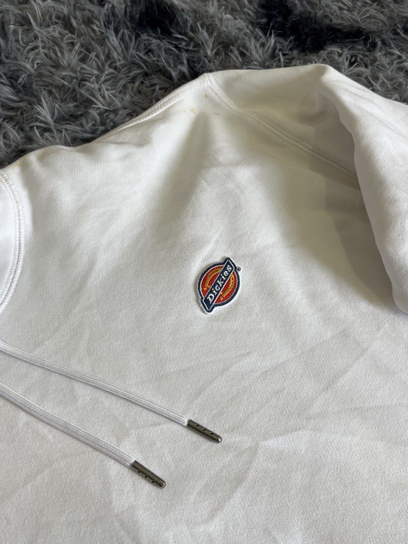Dickies White Hoodie (Category: Coats, Jackets and Outerwear) located in Manila. Submitted by cjcuevas_05 (Listing ID 1466558383, Image 2). Description: 📌Tanza Cavite Dimes: 25x28 Issue: Yellow Stain & Scratch GCASH ONLY, can ship thru JnT/orange check out for sf .