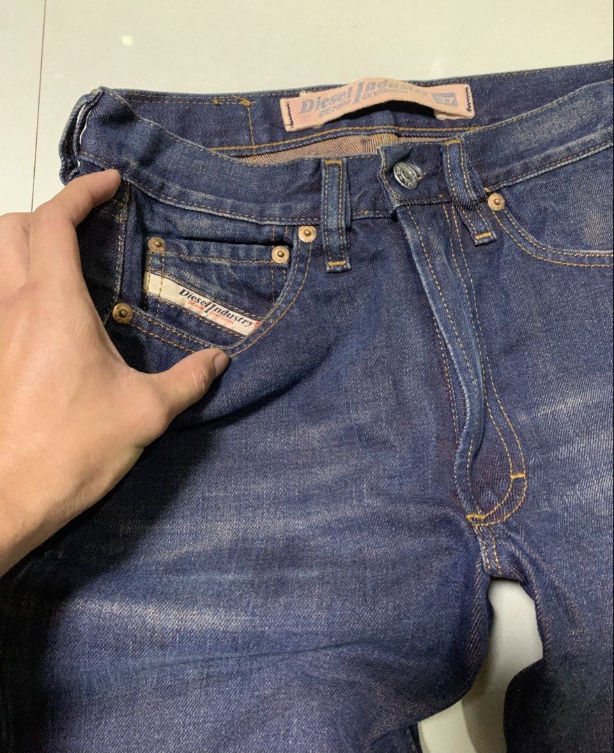 DIESEL INDUSTRY denim pants (Category: Jeans) located in Molave. Submitted by mysticbird_38213e (Listing ID 1466503025, Image 3). Description: Made in Italy size 27 As new condition No issue Unisex po.