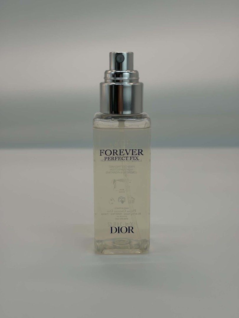 Dior Fixing Spray Tester Bottle no cap (Category: Makeup) located in Bulacan. Submitted by karisma_noverra (Listing ID 1466470714, Image 1). Description: Authentic tester from the mall Pullout No cap nawala ko sorry.