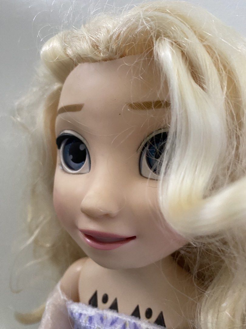 Disney Elsa Singing and Moving Lips (Category: Kids Toys) located in Las Pinas. Submitted by sherylandmargaux (Listing ID 1466363664, Image 3). Description: .