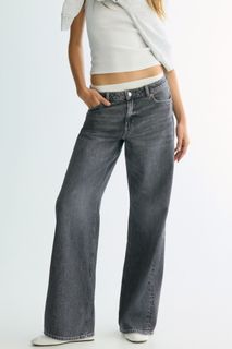 (Category: ) located in . Submitted by curatedcloset.dvo (Listing ID 1466397822, Image 1). Description: .