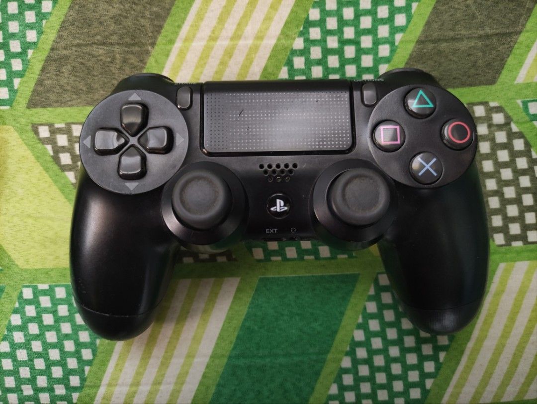 DualShock 4 controller for PS4 (Category: Controllers) located in Manila. Submitted by mira83796 (Listing ID 1466439845, Image 2). Description: FOR SALE! Original DualShock 4 controller for PS4 (not OEM not fake not third party controller) 1,000 only FIRM! Nueva Ecija area (willing to do shipping).