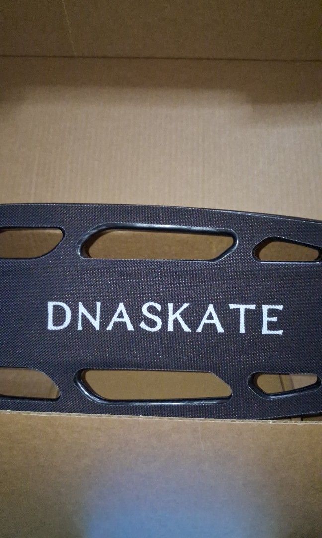 Electric skateboard (Category: Skates, Rollerblades & Scooters) located in Quezon City. Submitted by BestBuysPh (Listing ID 1466385033, Image 2). Description: electric skateboard 30w max speed 20kph max range 8km max weight 20kgs item weight 3.6kgs.