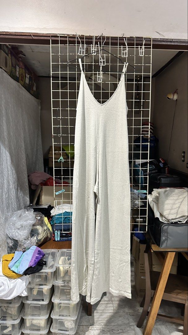 Elin Katana Ribbed Spaghetti Strap Jumpsuit Size L (Category: Jumpsuits) located in Quezon City. Submitted by nsseller (Listing ID 1466469253, Image 2). Description: - Brand: Elin Katana - Style: Ribbed jumpsuit with V-neckline and spaghetti straps - Fit: Wide-leg, super comfy and stretchy - Size: L - Condition: Great for daily wear or lounging - Mode of Payment: GCash/Bank Transfer - Shipping: Via J&T or Flash Express (Buyer shoulders shipping f