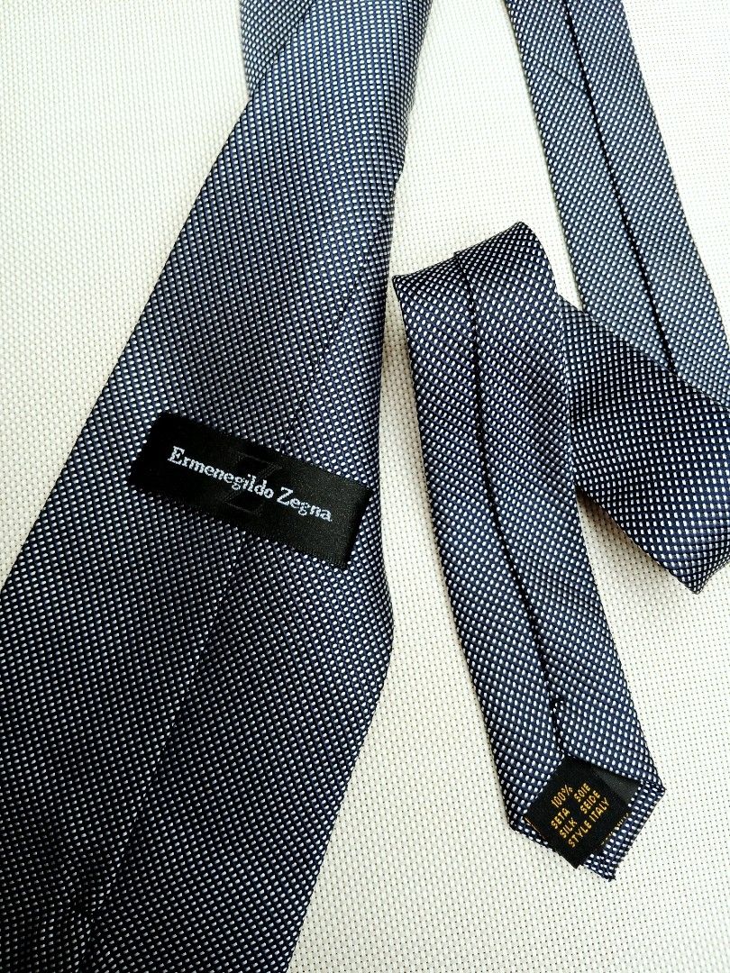 Ermenegildo Zegna tie (Category: Luxury Accessories) located in Candelaria. Submitted by saorsa.thrift (Listing ID 1466442420, Image 1). Description: Ermenegildo Zegna necktie (Authentic) Excellent condition 1,500 shipped.