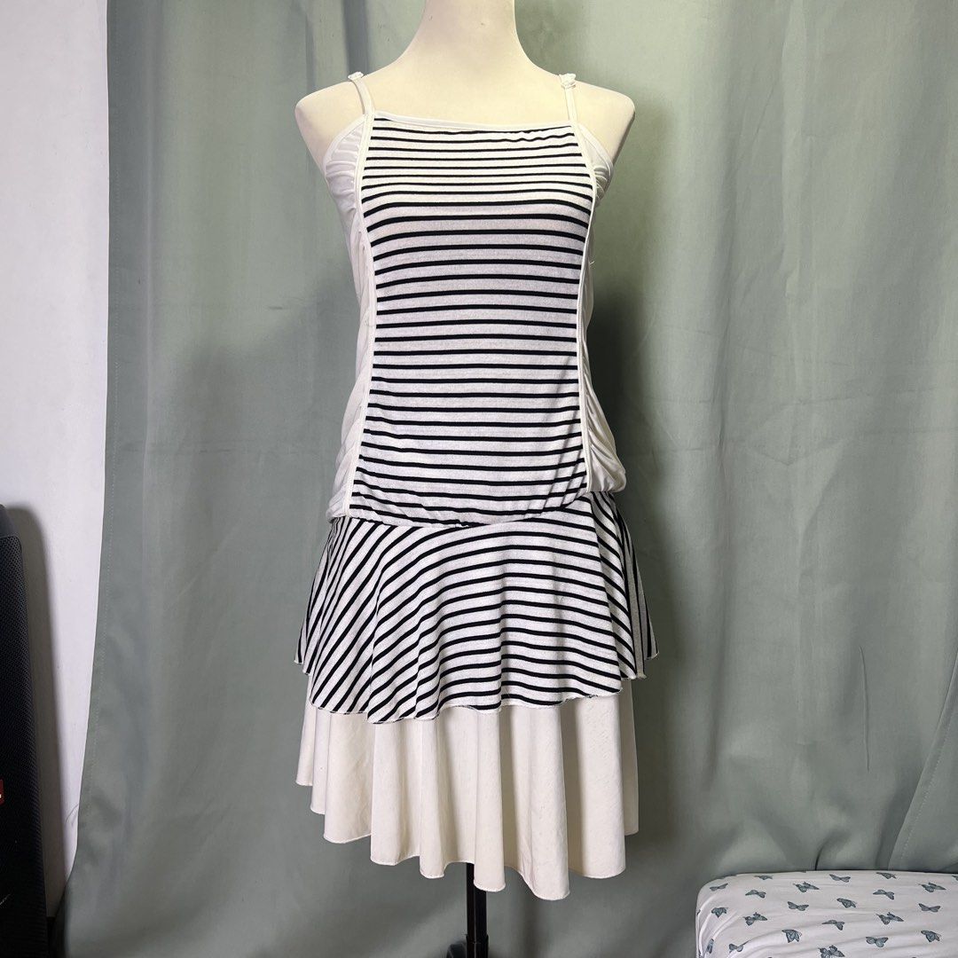twee esoteric striped cami dress (Category: Dresses) located in Malabon City. Submitted by minidressmonster (Listing ID 1466470719, Image 1). Description: twee emo drop waist striped asymmetrical unique dress super stretchy lakas maka snatchhhhh ang flattering niya best fit m-semi large has slight flaws (last pic) and needs wash so selling low! rfs: not my size.
