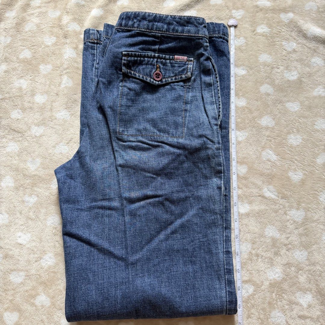 Esprit mid-waist (Category: Jeans) located in Manila. Submitted by shefindshope (Listing ID 1466438777, Image 2). Description: .