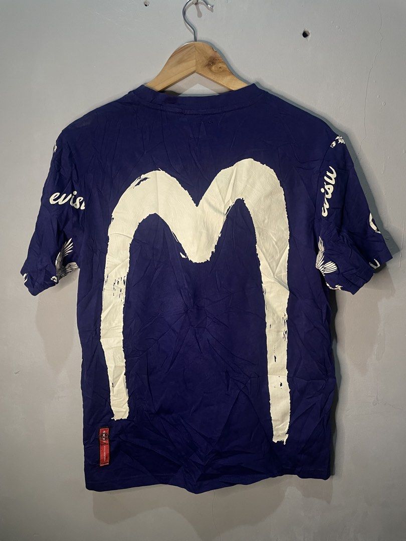 Evisu shirt (Category: Tshirts & Polo Shirts ) located in Binan City. Submitted by miguelcubelo (Listing ID 1466427198, Image 3). Description: Evisu shirt condition: Excellent color rate: 10/10 size: small dimes: 21”W x 26”L issue: NONE❌ need wash only ₱400.