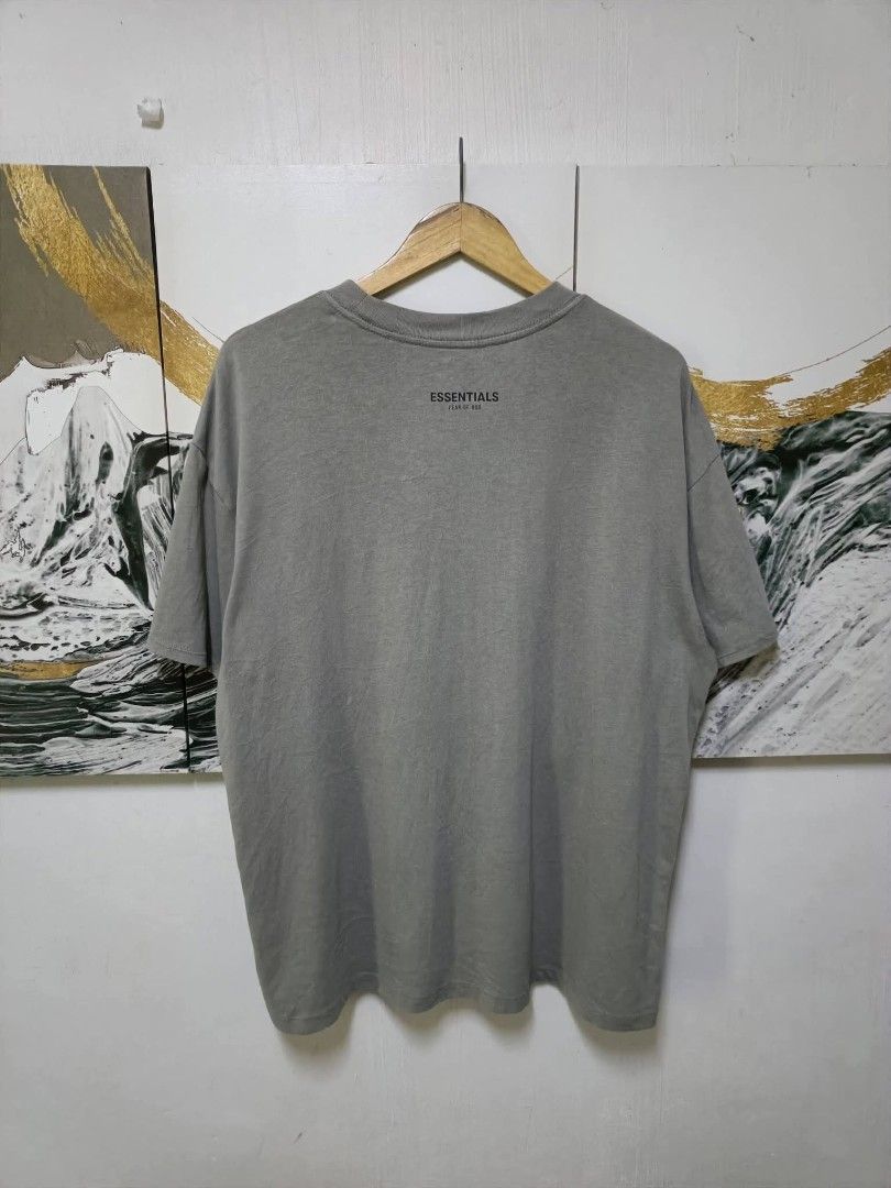 FEAR OF GOD ESSENTIALS ESSENTIAL TEE 3-PACK (Category: Activewear) located in Magalang. Submitted by itskate_cc (Listing ID 1466466474, Image 2). Description: FEAR OF GOD ESSENTIALS ESSENTIAL TEE 3-PACK Actual size using inches Widht 25 Lenght/ 28 fittings is LARGE Excellent Condition, Issue:0 Message if you have any other question about sizing. We do shipping nation wide I'm also open for video call so that you can see the item you 're intereste