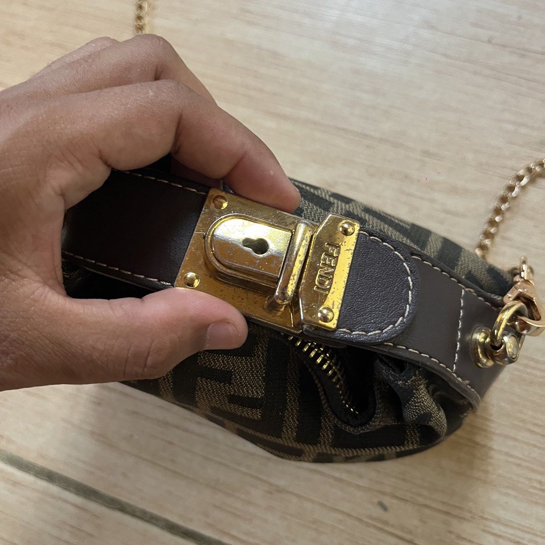 Fendi Zucca Mini Cosmetic Chain Bag (Category: Luxury Bags & Wallets) located in Lucena. Submitted by __timeless.luxury (Listing ID 1466443313, Image 3). Description: Fendi Zucca Mini Cosmetic Chain Bag Complete | Rank: AB No major flaws .