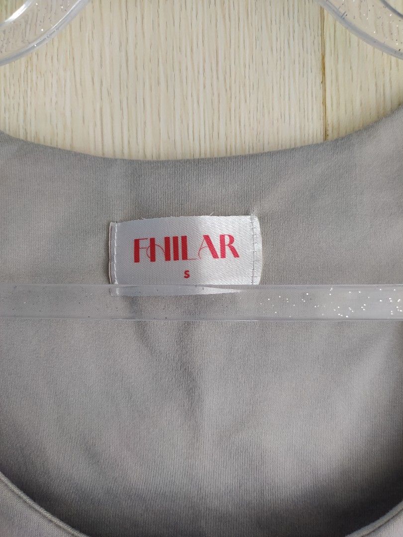 FHILAR Cat Round Tube (Category: Blouses) located in Bacoor. Submitted by lieze (Listing ID 1466439915, Image 2). Description: used once only short sleeves cotton in harbor gray color.