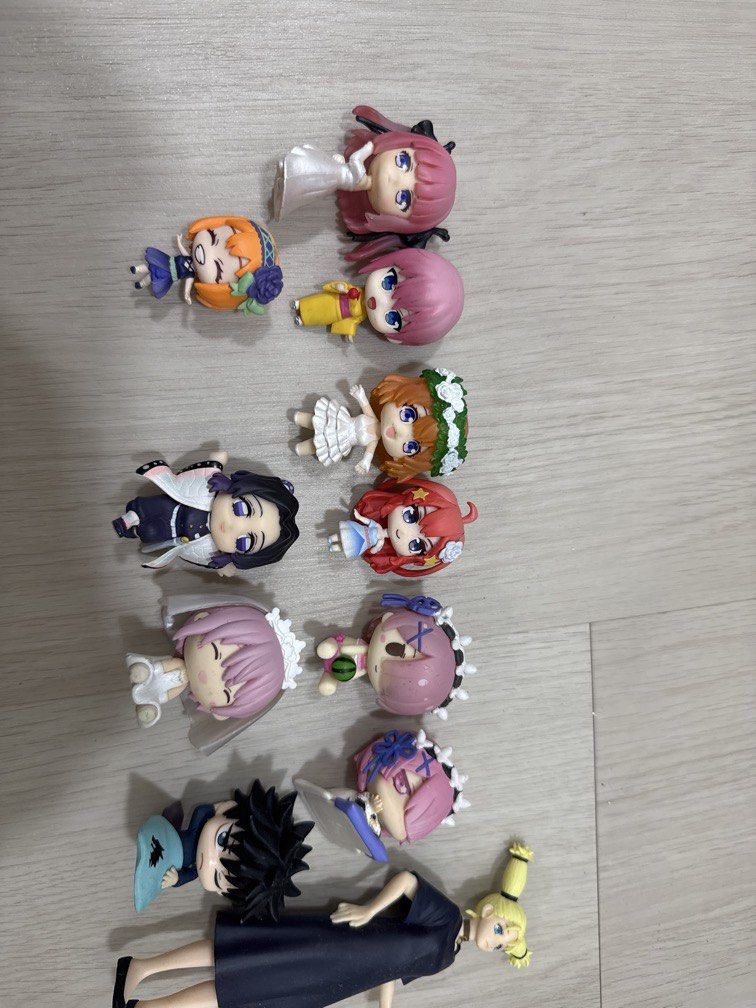 Figured set (Category: Action & Battle Toys) located in Kuala Lumpur. Submitted by mightygoh97 (Listing ID 1466468837, Image 1). Description: All RM50 Dfod .