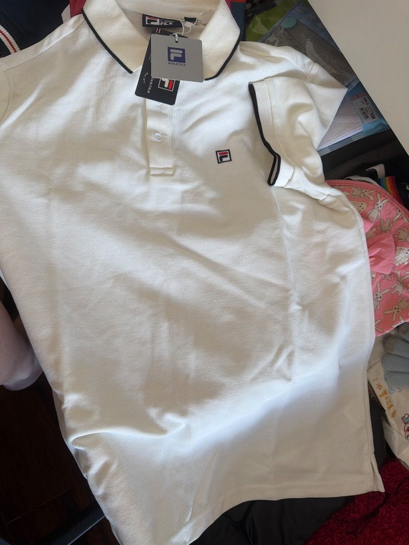fila polo （分類：T-shirt、恤衫、有領衫）位於 Hong Kong。 由 kkk11122 提交（商品編號 1466341473，圖片 1）。簡介： fila。