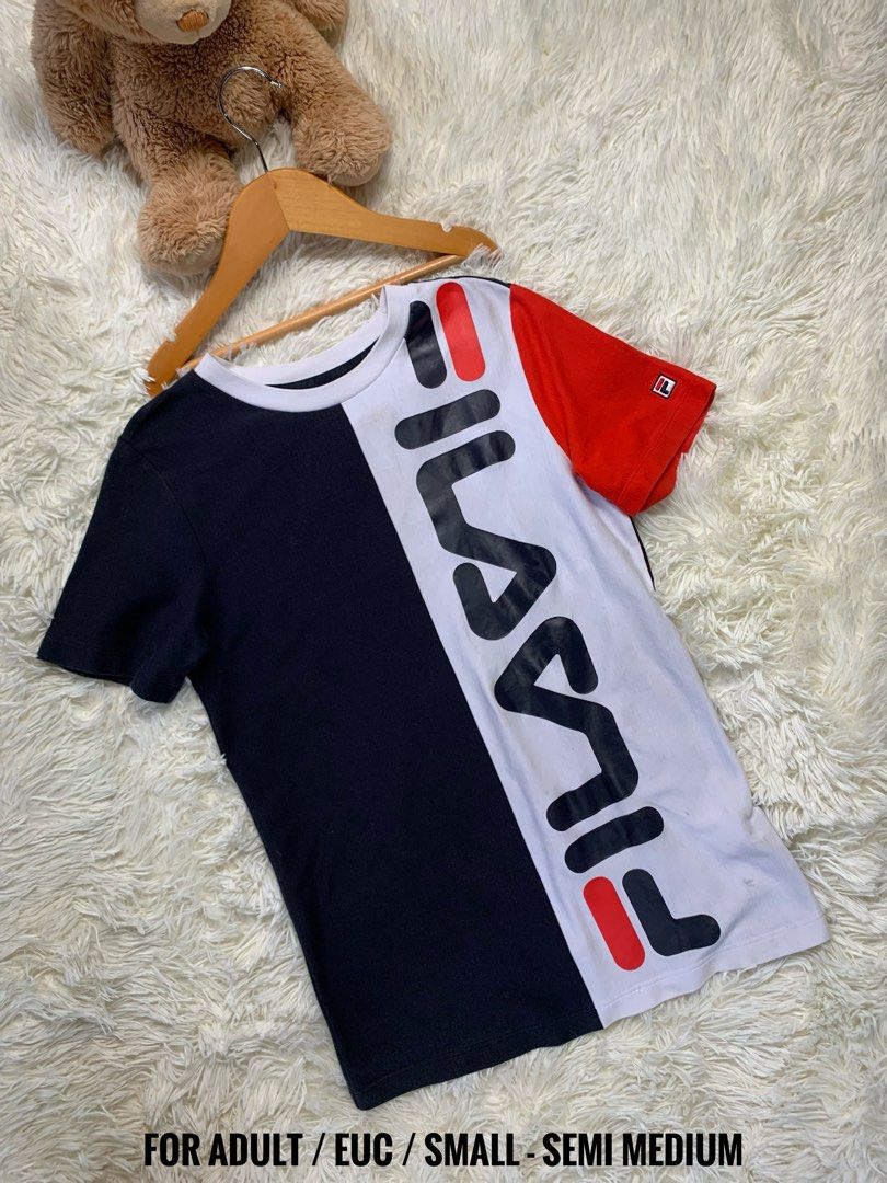FILA small to semi med (Category: Blouses) located in General Santos City (Dadiangas). Submitted by happyhues_2021 (Listing ID 1466407381, Image 1). Description: .