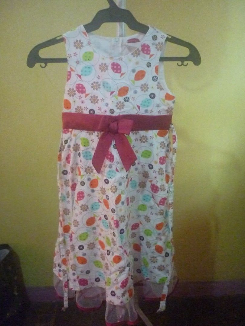 Fish Design dress for kids (Category: Babies & Kids Fashion) located in Cainta. Submitted by oreo_cat01 (Listing ID 1466563518, Image 1). Description: can fit to 7-8 yrs old.