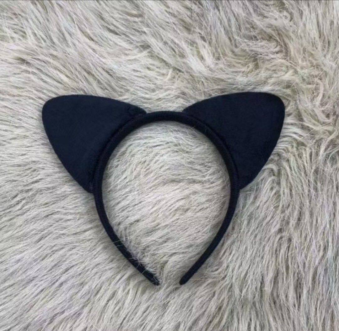 Fluffy Animal Ears Headband Set Bunny Leopard Cat (Category: Hair Accessories) located in Apalit. Submitted by randomsellshop (Listing ID 1466464713, Image 3). Description: Set of three furry animal ear headbands. Includes fluffy pink and white bunny ears, brown leopard print cat ears, and solid black cat ears. Soft plush material throughout. Fun for costumes, parties, or everyday fun. Lightweight and comfortable to wear..