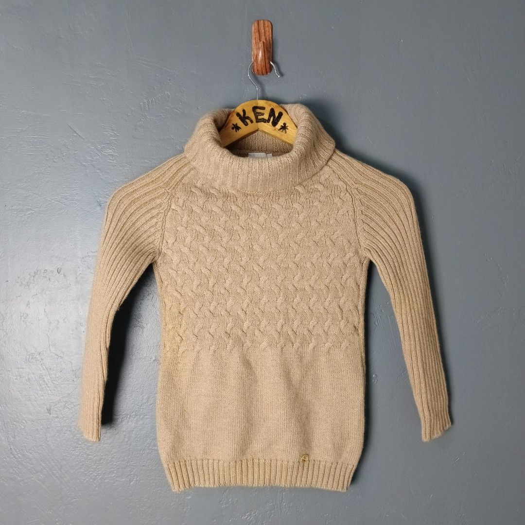 For Kids - Gucci - Knit (Category: Babies & Kids Fashion) located in Bacolod City. Submitted by drop.ph (Listing ID 1466438768, Image 1). Description: Gucci - Kids - Turtleneck Knit Sweater For girls *Size 6yrs - 13x19.5 *Good as New *No Flaws *Price: 1,500php *Add SF if outside Bacolod City .