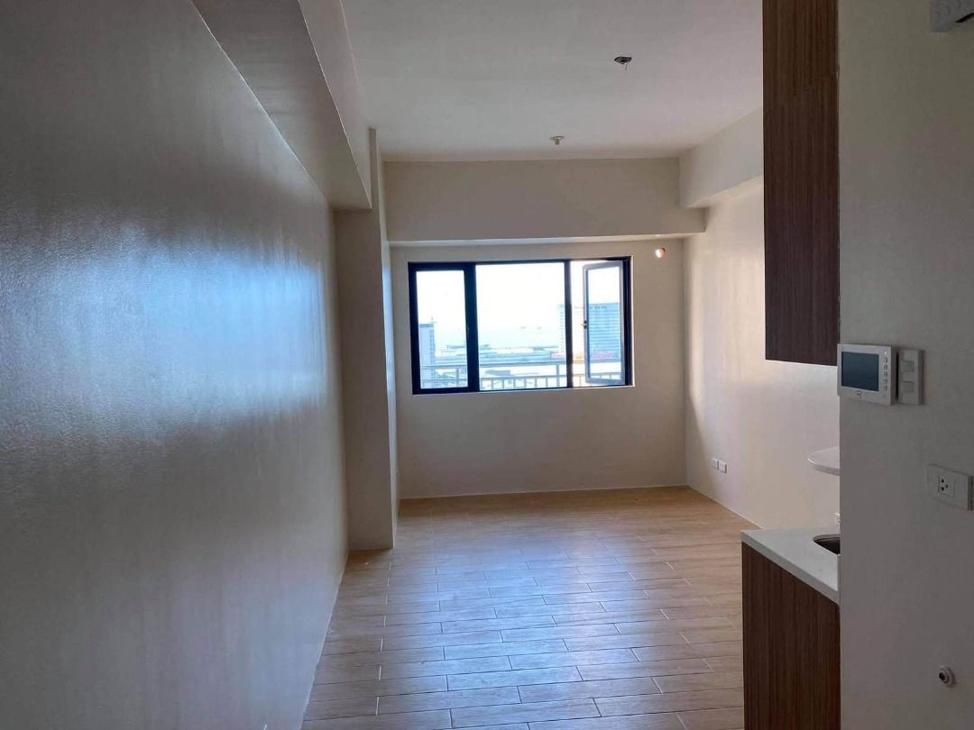 FOR RENT 1 STUDIO BARE R RESIDENCES (Category: Apartments & Condos) located in Pasig City. Submitted by shinfinty2026 (Listing ID 1466465370, Image 1). Description: FOR RENT – Studio Bare Unit at R Residence R Residence – Taft Ave, Barangay 729, Malate Manila Unit Details: • Studio Bare Unit • 28 sqm • Facing Manila Bay 🌅 • Monthly Rent: ₱20,000 (Inclusive of Association Dues) Nego • Pet Policy: No Pets Allowed Lease Terms: 1 Month Advance 2 Mon
