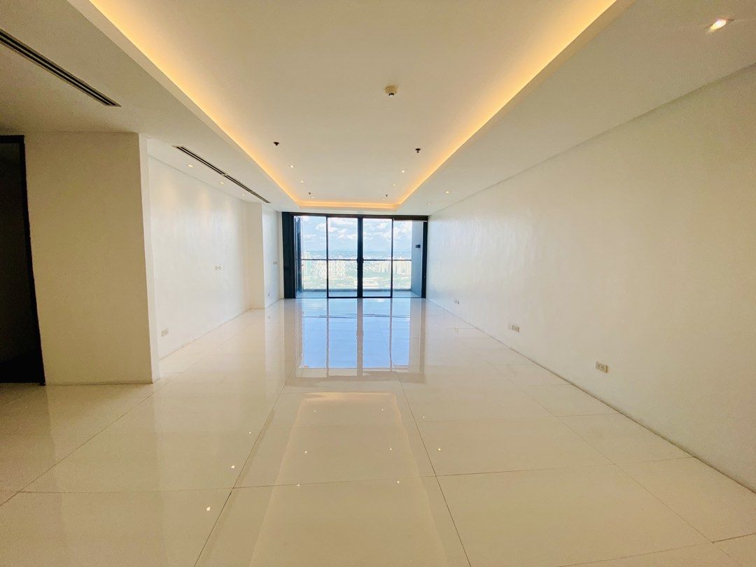 FOR RENT 3-BEDROOM UNIT IN ORTIGAS (Category: Apartments & Condos) located in Quezon City. Submitted by gniktan (Listing ID 1466450982, Image 2). Description: ‼️FOR RENT‼️ Spacious 3-bedroom residential unit in Ortigas. ‼️Only 150k per month inclusive of dues with 3 parking slots.‼️ Unit KEY features: - 292 sqm. 3-bedroom unit - All rooms with balconies - Private elevator landing area - Outdoor utility & staff room w/ toilet & bath - Stock room/P