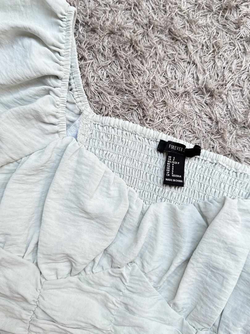 Forever21 (Category: Others Tops) located in Butuan. Submitted by anella.archive (Listing ID 1466527771, Image 2). Description: .
