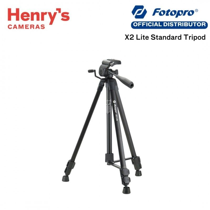 Fotopro X2 Lite Standard Tripod Black (Category: Tripods & Monopods) located in Pasay City. Submitted by decluterring101a (Listing ID 1466560429, Image 1). Description: - Brand: Fotopro X2 Lite Standard Tripod - Color: Sleek Black - Max Load: Supports up to 4kg (cameras, phones, action cams) - Features: 3-section legs, non-slip rubber feet, 360-degree pan head - Condition: Comes in original blue box, compact and sturdy BRAND NEW .