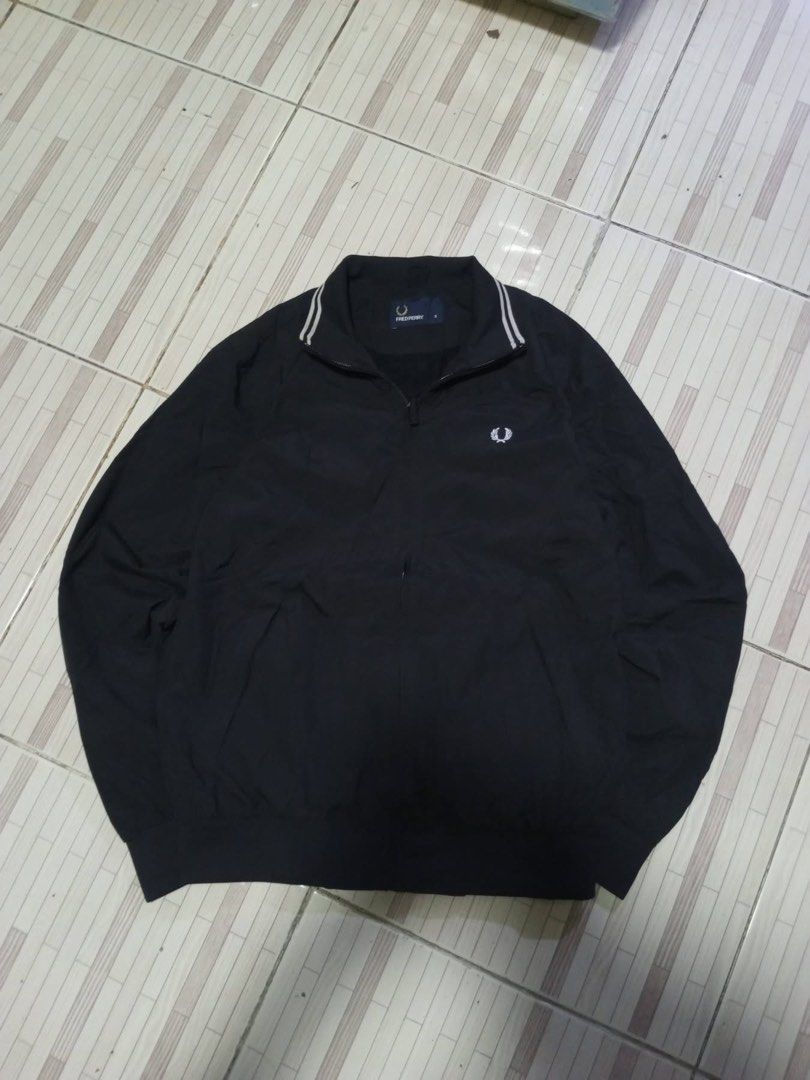 Fred perry brenthan jacket (authentic) (Category: Coats, Jackets and Outerwear) located in Manila. Submitted by freshfindresale (Listing ID 1466483593, Image 1). Description: Medium best fit Like no flaws.