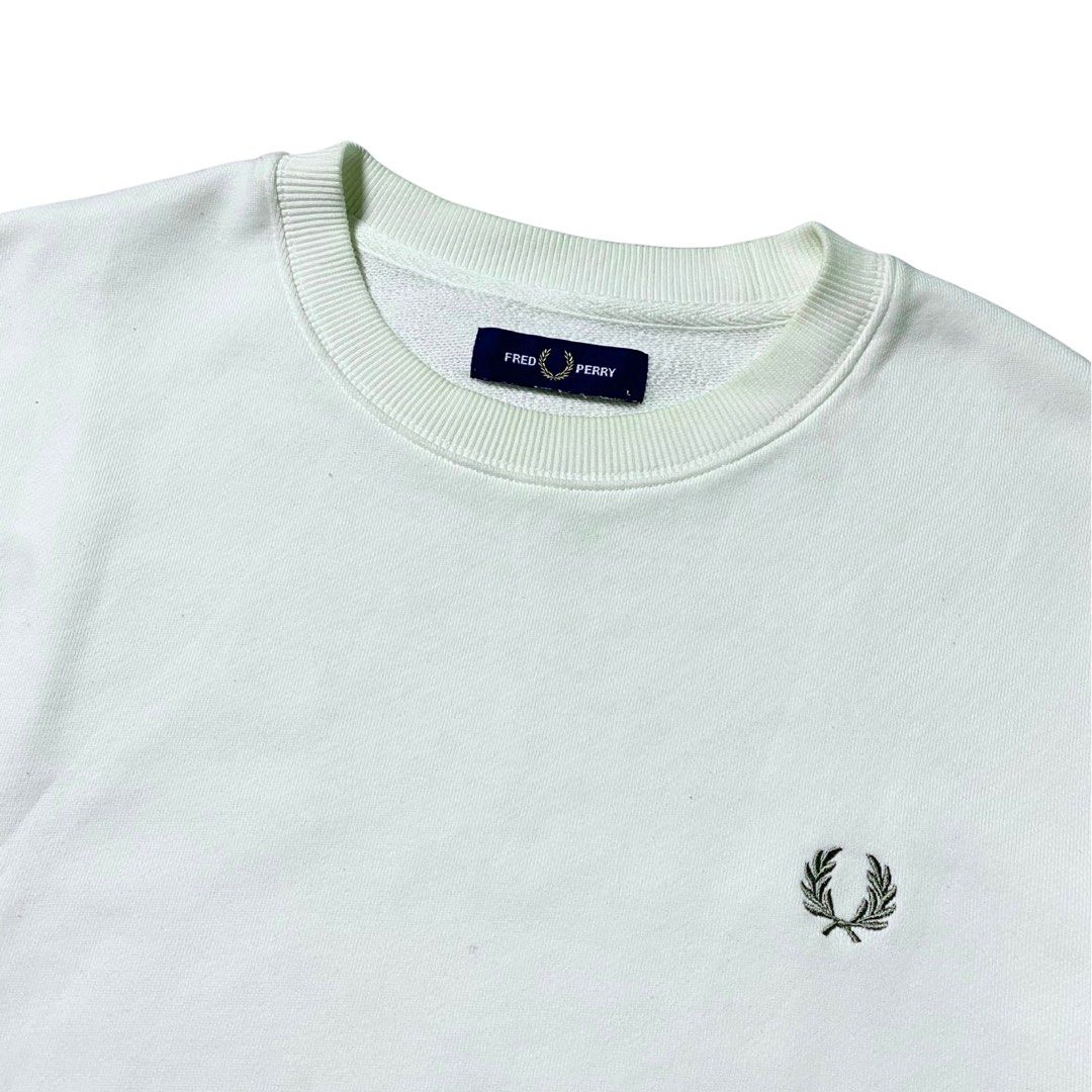 Fred Perry Cream Longsleeve ( As New ) (Category: Formal Shirts) located in Manila. Submitted by streetplug (Listing ID 1466529038, Image 2). Description: issues | flaws : none ☑️ measurement : 22 x 28 color rate : 10 / 10 🎨 location : las piñas 📍 jnt | lbc | lalamove meetup around las piñas area ‼️.