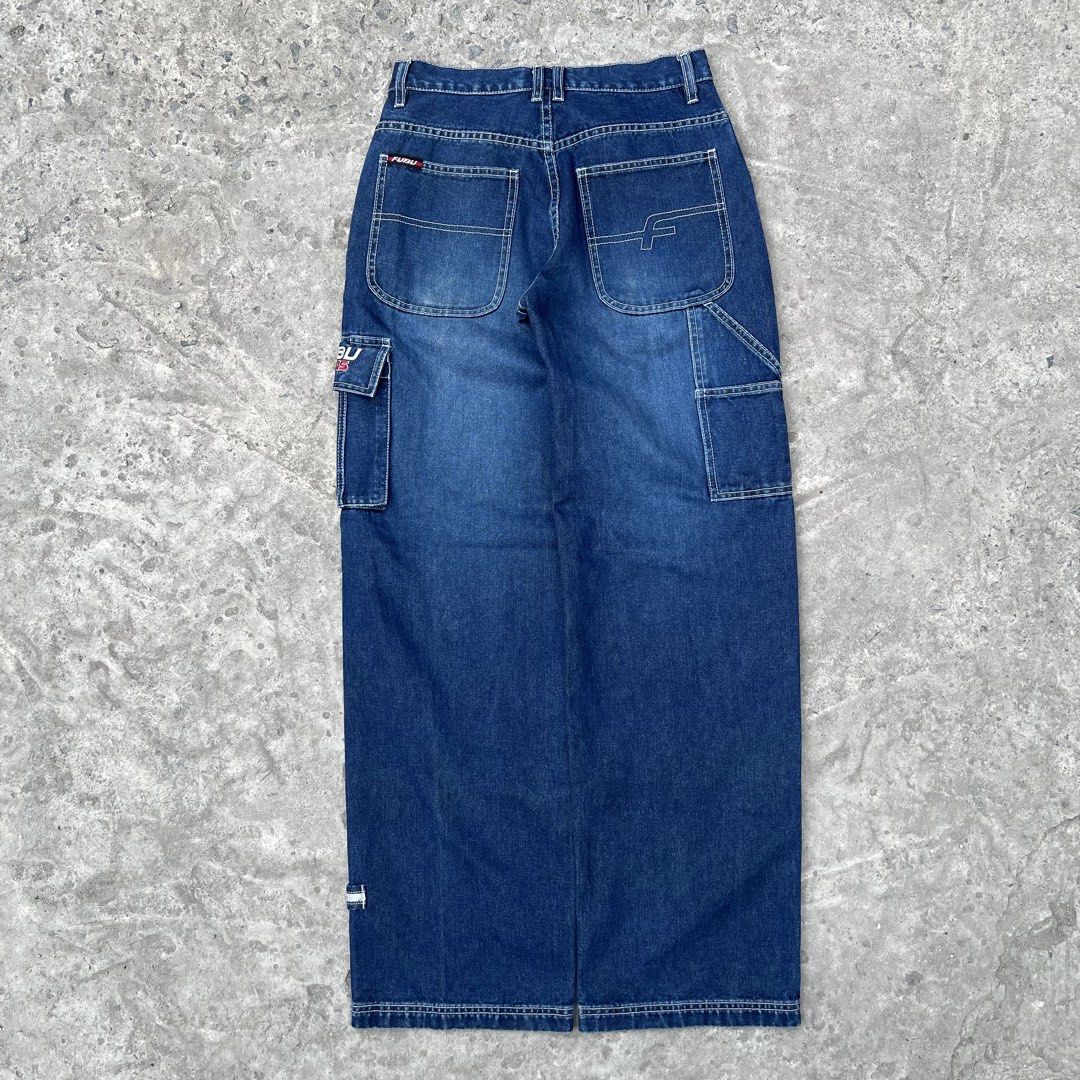 FUBU Jeans Denim Pants Size 28-30 (Category: Jeans) located in Las Pinas. Submitted by vinthrift420 (Listing ID 1466344391, Image 2). Description: FUBU Jeans Denim Pants Size 28-30 Waistline - 28-30 Length - 42 Hem - 9.5 Good Condition Price - 2k 📍Las piñas .