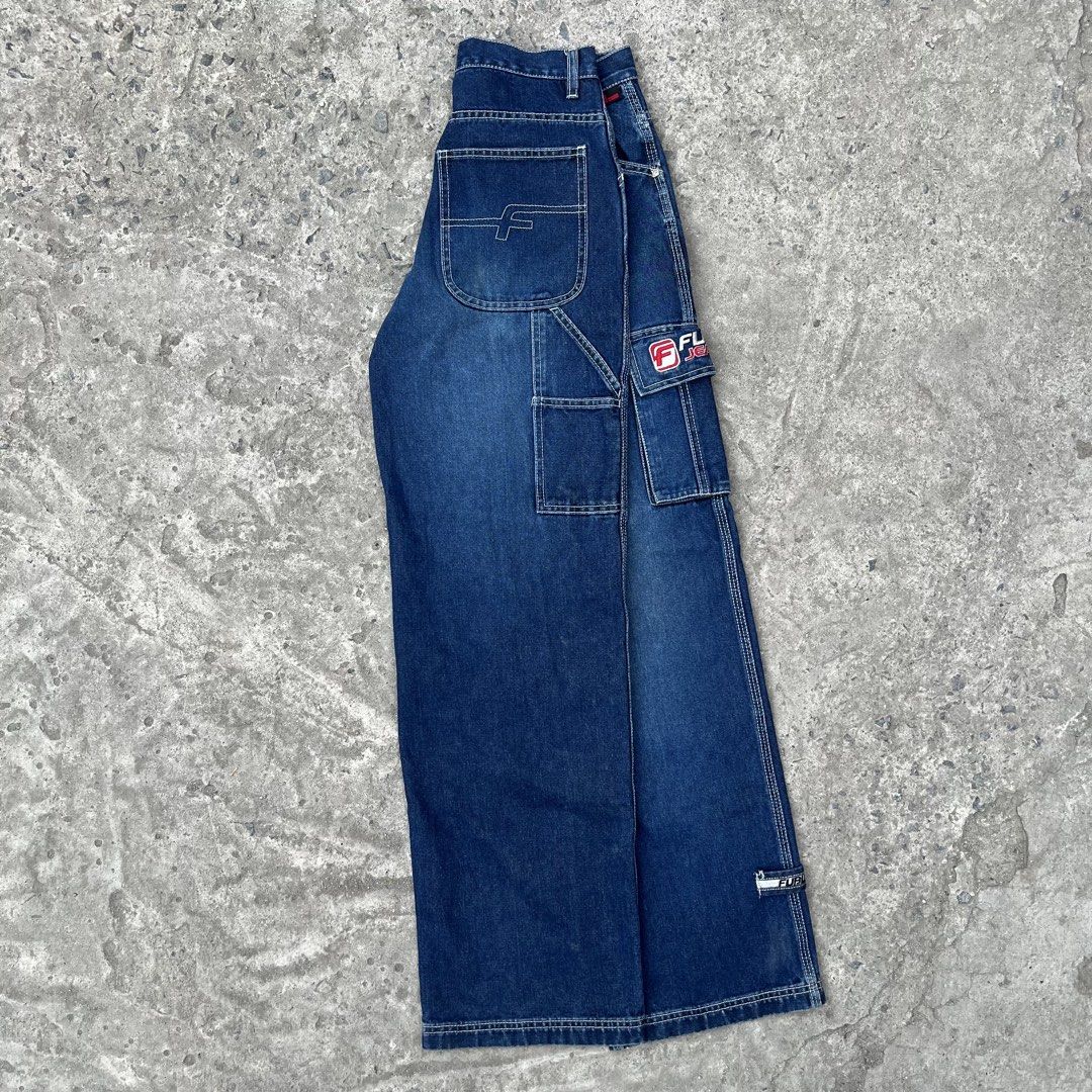 FUBU Jeans Denim Pants Size 28-30 (Category: Jeans) located in Las Pinas. Submitted by vinthrift420 (Listing ID 1466344391, Image 3). Description: FUBU Jeans Denim Pants Size 28-30 Waistline - 28-30 Length - 42 Hem - 9.5 Good Condition Price - 2k 📍Las piñas .