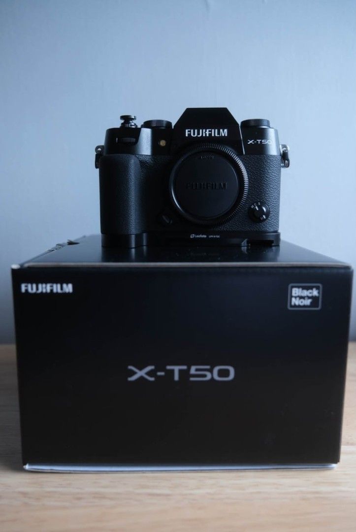FUJIFILM X-T50 BODY ONLY (BLACK) (Category: Cameras) located in Makati City. Submitted by doemyfasolaidos (Listing ID 1466488940, Image 2). Description: FOR SALE! FUJIFILM X-T50 BODY ONLY (BLACK) Php 70,000 Fujifilm X-T50 camera body (1011 SHUTTER COUNT) * Unit Origin: Local unit (Legit PH stock, complete with paper trail). * Condition: 10/10 Like New / Pristine physical and structural condition. Sensor is 10/10 clean and immaculate. Zero issues,