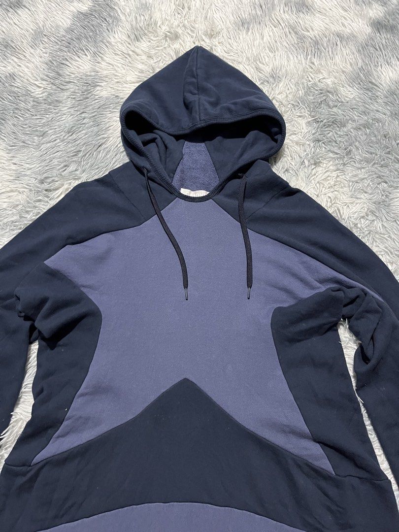 Ganryu x COMME des GARCONS Long Hoodie (Category: Others Tops) located in Sasmuan (Sexmoan). Submitted by winterclothes.ph (Listing ID 1466485878, Image 2). Description: Ganryu x COMME des GARCONS Long Hoodie M on tag Width 19.5 Length 35.5 Excellent Condition.