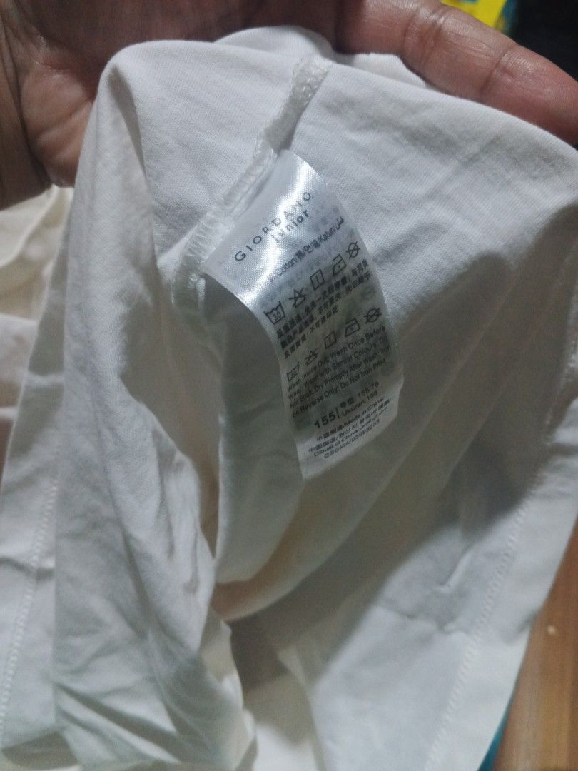 Giordano T-shirt junior (Category: Babies & Kids Fashion) located in Candaba. Submitted by ZaiSa14 (Listing ID 1466561291, Image 3). Description: original Giordano made in hongkong 400 each pure cotton girl and boy or for take all 700.