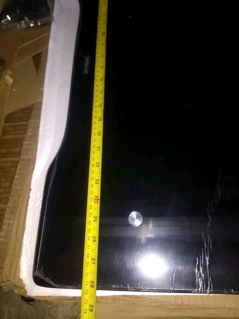 GLASS TABLE (Category: Tables & Sets) located in Manila. Submitted by naizasophi12695 (Listing ID 1466528203, Image 3). Description: Brand new.