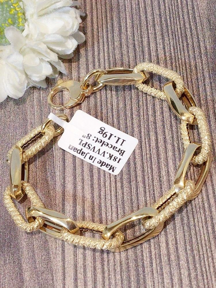 glossy/matte bracelet 18k gold (Category: Bracelets) located in Manila. Submitted by primejewelry (Listing ID 1466461873, Image 1). Description: .