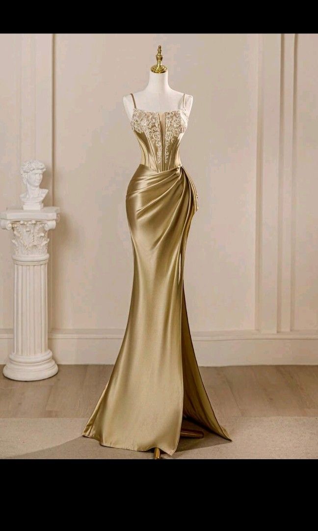 Gold Gown (Category: Evening dresses & gowns) located in Paranaque City. Submitted by xxgeorgia (Listing ID 1466561122, Image 2). Description: used once only xs to small.