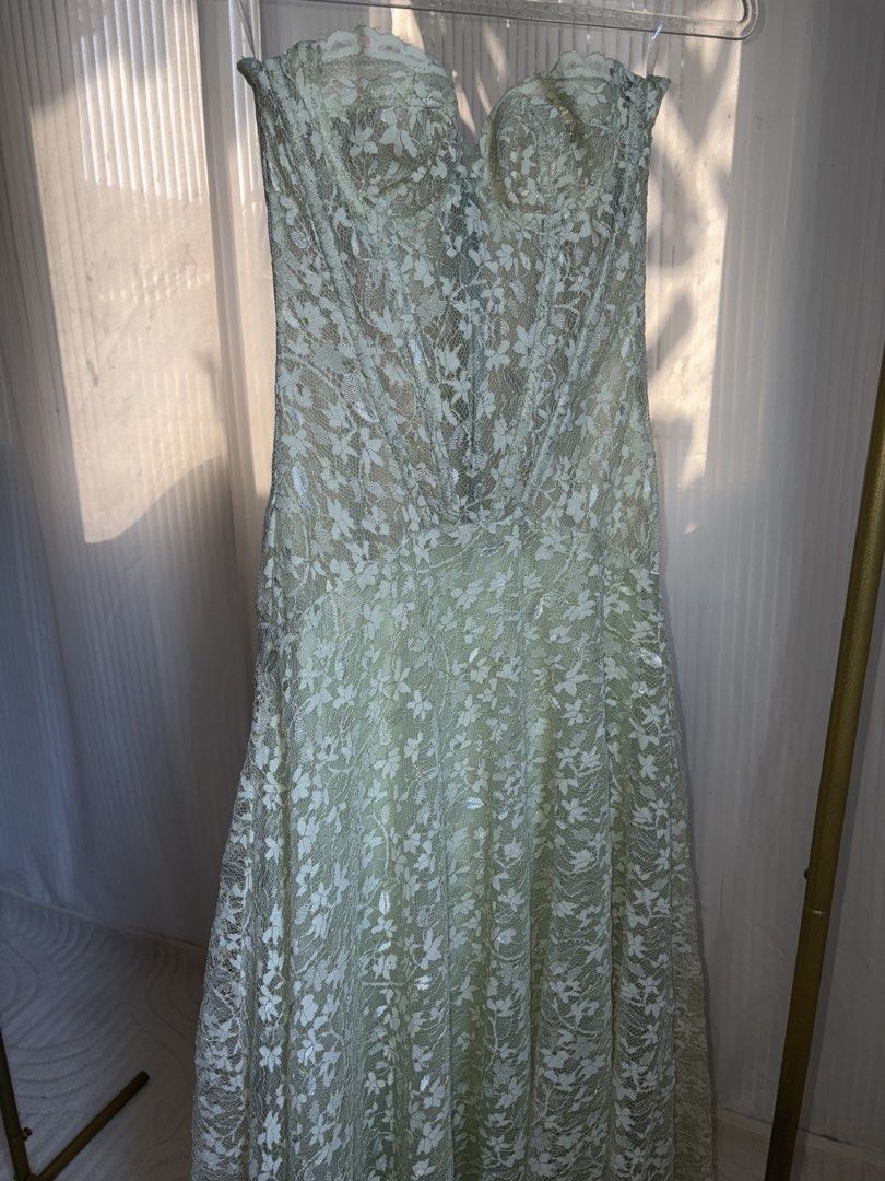 Green vietnam dress (Category: Dresses) located in San Luis. Submitted by denii_milo (Listing ID 1466468633, Image 2). Description: Brandnew vietnam dress Size small on tag.