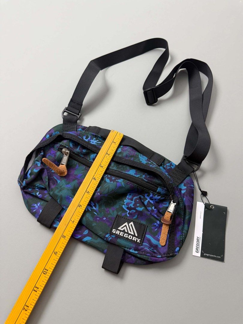GREGORY TAILMATE AND CROSSBODY BAGS (Category: Cross-body Bags) located in Guagua. Submitted by sweetboyy (Listing ID 1466472408, Image 3). Description: GREGORY TAILMATE AND CROSSBODY BAGS.