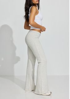 （分類：）位於 。 由 kaylieskloset 提交（商品編號 1466440521，圖片 1）。簡介： 。