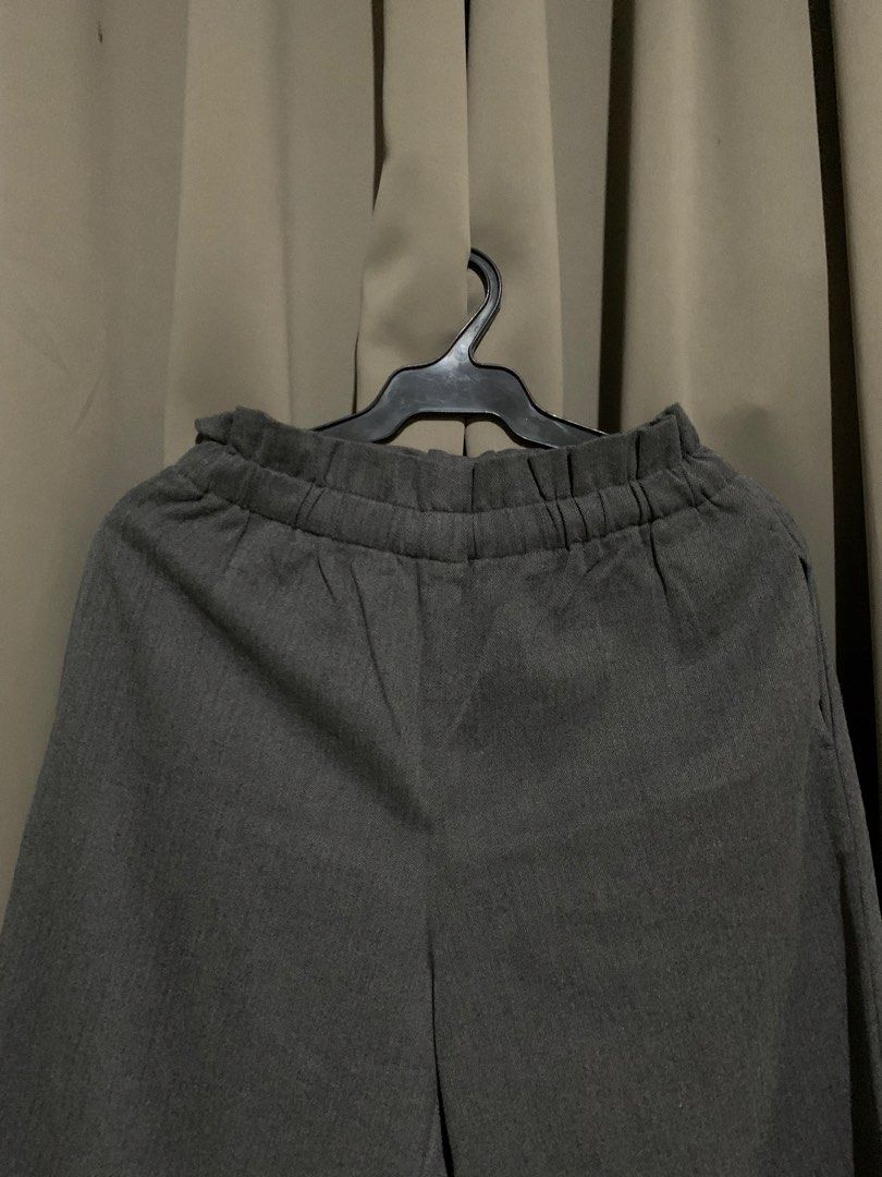 Grey Trouser Wide Leg (Category: Other Bottoms) located in Manila. Submitted by belleflor (Listing ID 1466428069, Image 2). Description: .
