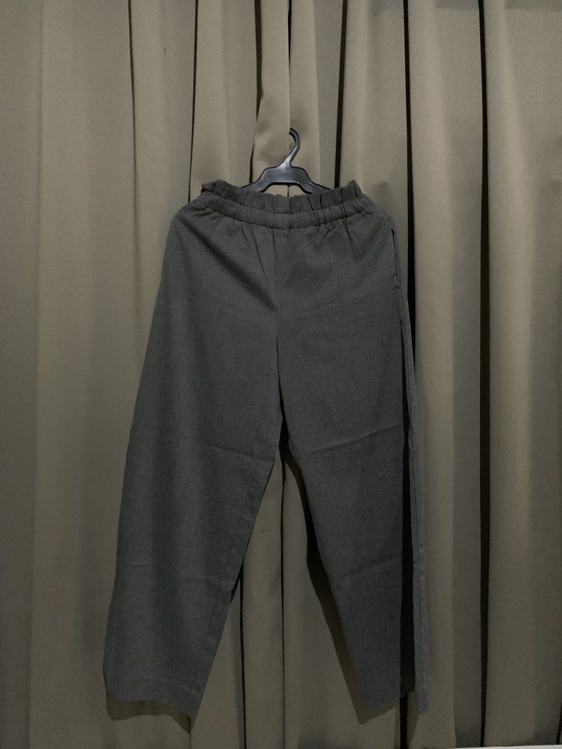 Grey Trouser Wide Leg (Category: Other Bottoms) located in Manila. Submitted by belleflor (Listing ID 1466428069, Image 1). Description: .