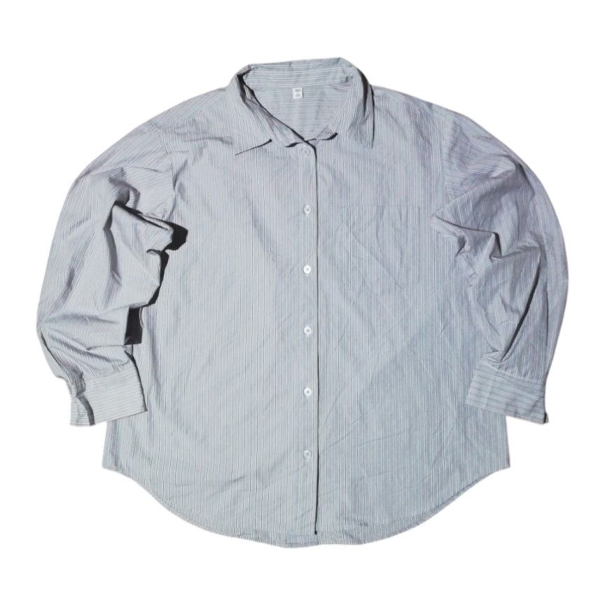 GU Back Button Striped Shirt Button-Down Shirt XL (Category: Longsleeves) located in Cadiz. Submitted by hunteer (Listing ID 1466444606, Image 1). Description: ‎For Sale! ‎ ‎ ‎ ‎GU Back Button Striped Shirt ‎ ‎ ‎ ‎• In Excellent Condition, 9.5 out of 10 color rate ‎ ‎• 60% Polyester (100% Uses Recycled Polyester Fiber), ‎40% Cotton ‎ • Legit, check wash tag for authenticity ‎ ‎• Color: Gray ‎ ‎• Dimes: Direct Chat ‎ ‎• Issue: Minor Stains ‎ ‎• Re