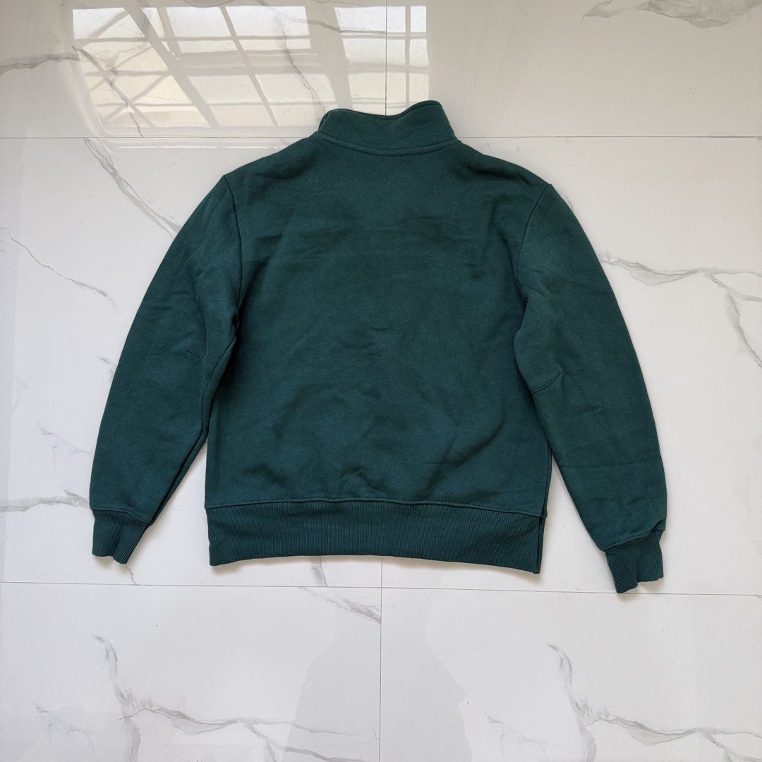 GU Heavy Weight Sweat Half Zip Pullover (Category: Coats, Jackets and Outerwear) located in Santo Tomas. Submitted by the580closet (Listing ID 1466493238, Image 2). Description: GU Heavy Weight Sweat Half Zip Pullover - Large 18.5 inches - chest 21.5 inches - length 16.5 inches - shoulder 21 inches - sleeves length .