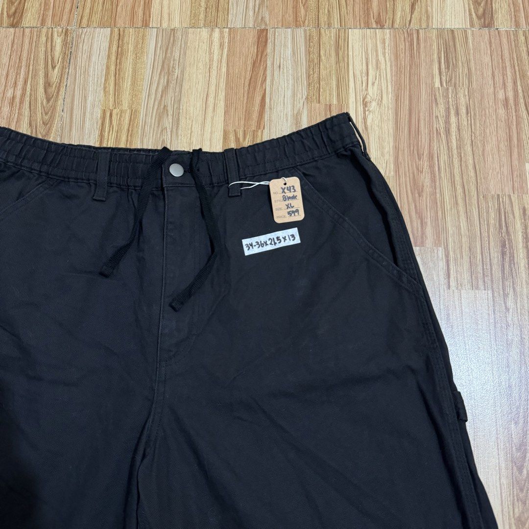 GU MEN’S PAINTER KNEE LENGTH SHORTS (Category: Shorts) located in Manila. Submitted by thrifthing_121102 (Listing ID 1466502410, Image 2). Description: GU MEN’S PAINTER KNEE LENGTH SHORTS •SIZE XL •WAIST - 34-36” •LENGTH - 21.5” •HEM - 13” •EXCELLENT CONDITION •NO ISSUES ₱599 + SF ✅All items are in excellent to new condition. ✅Color may vary due to lighting. 📦J&T Express or Lalamove Shipping. 💸Gcash Payment. 📍Moonwalk, Paranaque City.