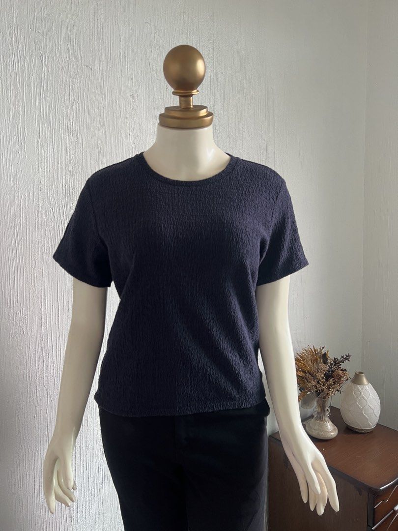 Gu Shirred Blouse Navy (Category: Blouses) located in Amadeo. Submitted by mavmadel (Listing ID 1466390537, Image 1). Description: -Xl on tag -like new condition -color rate 10/10 : navy blue color Loc: cavite Courier: jnt .