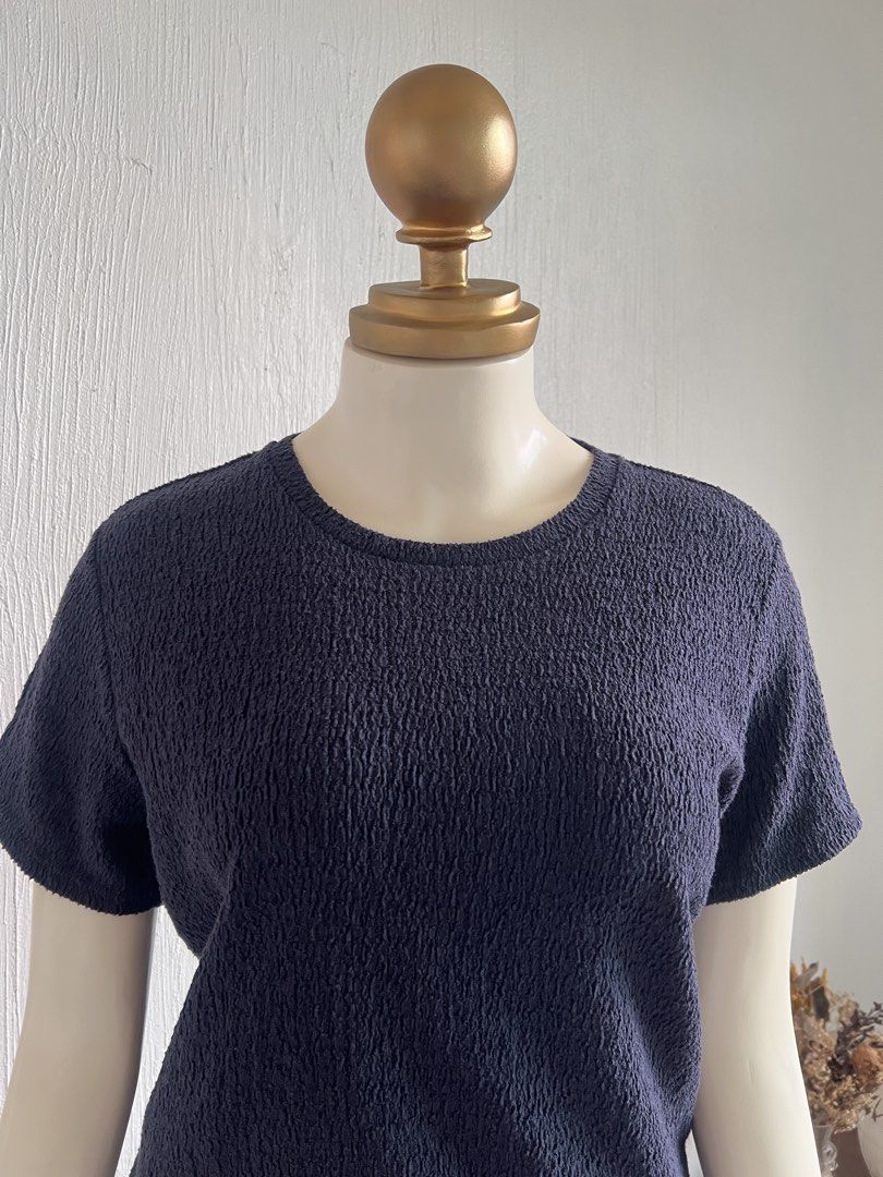 Gu Shirred Blouse Navy (Category: Blouses) located in Amadeo. Submitted by mavmadel (Listing ID 1466390537, Image 2). Description: -Xl on tag -like new condition -color rate 10/10 : navy blue color Loc: cavite Courier: jnt .