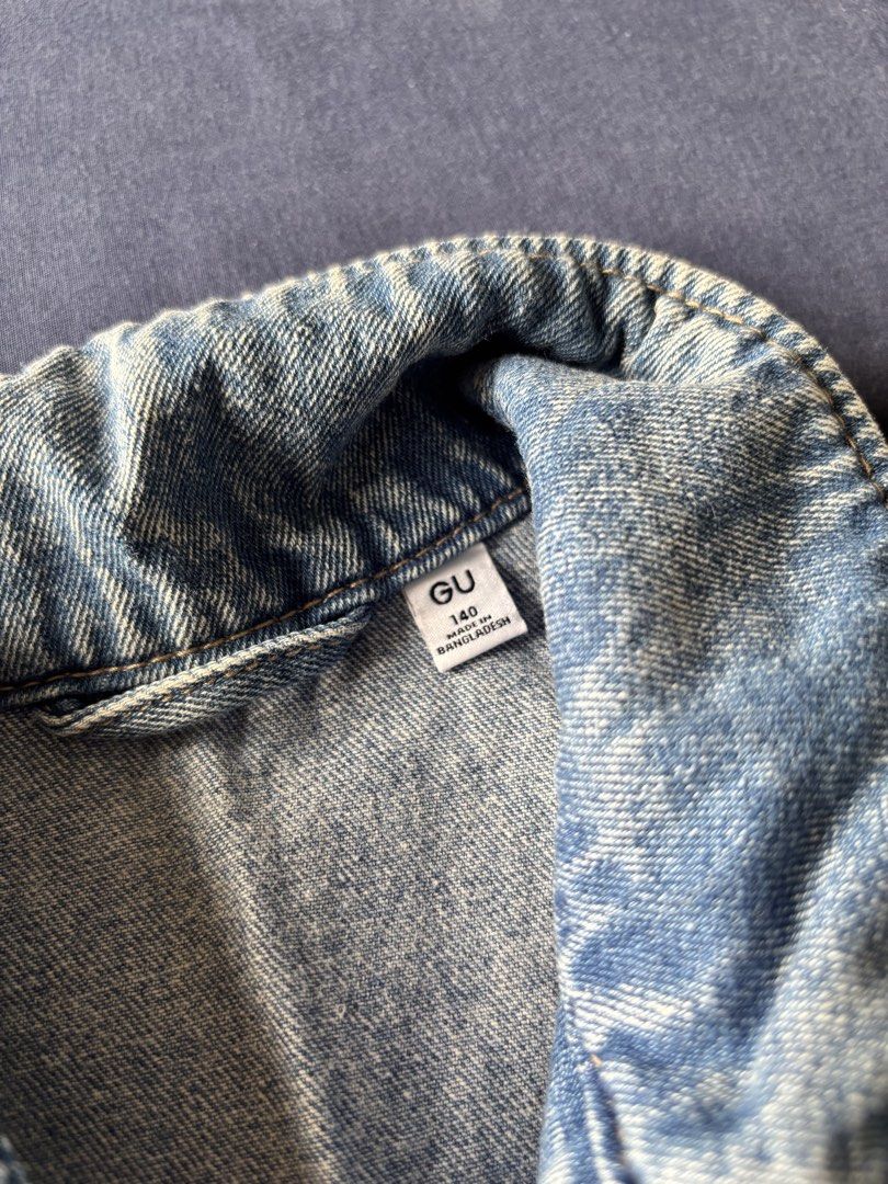 GU Uniqlo Blue Washed Denim Jacket (Category: Coats, Jackets and Outerwear) located in Pasay City. Submitted by lovedby.mmm (Listing ID 1466393815, Image 3). Description: ۶ৎ GU is a sister brand of uniqlo so it has similar fabric to uniqlo's jackets ۶ৎ not my style anymore ۶ৎ high qual thick fabric ۶ৎ L= 20 inches from collar to the hem, W = 18 inches side to side ۶ৎ selling a gray ver in a smaller size as well (check profile) · · ─ ·ʚɞ· ─ · · ۶ৎ