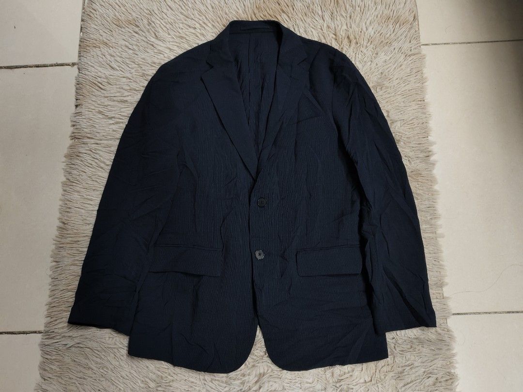 GU Washable Tailored Blazer (Category: Coats, Jackets and Outerwear) located in Angeles City. Submitted by miss_independent01 (Listing ID 1466366142, Image 3). Description: GU Washable Tailored Blazer Color: Navy Width: 19.5 (Medium on tag) Length: 27.5 Sleeve: 23 Shoulder: 16.5 MOP: Gcash ✅ Mine Now, Pay Now ✅ First to Pay, Gets the Item 📍 PAMPANGA Courier: JnT 🚚🚚 PM 💌💌.