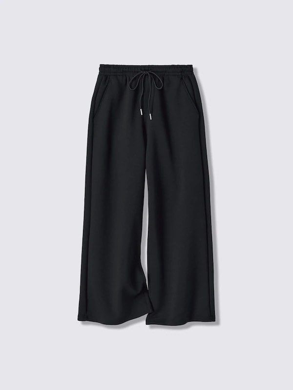 GU women’s Draped Wide Pants (Category: Activewear) located in Cabuyao City. Submitted by saucycloset (Listing ID 1466396550, Image 1). Description: GU women’s Draped Wide Pants Size : Large Dimes : 28-32W 40L 11H Condition : Excellent Issue : none Price : 500 📍READY TO WEAR 📍Cabuyao Laguna.
